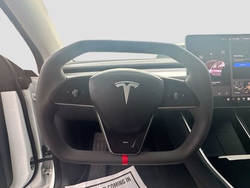 Used 2021 Tesla Model Y Long Range AWD/4WD image 10
