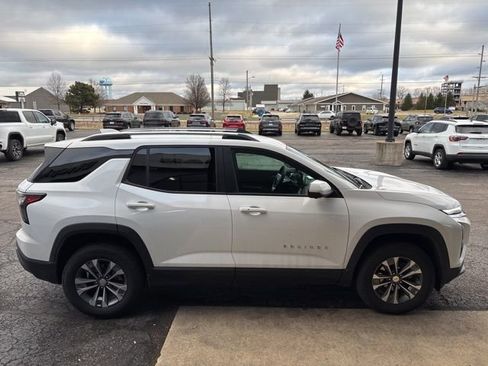 Used 2025 Chevrolet Equinox LT w/ Convenience Package II image 8
