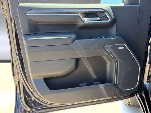 Used 2024 Chevrolet Silverado 1500 LT Trail Boss w/ LT Trail Boss Premium Package image 23