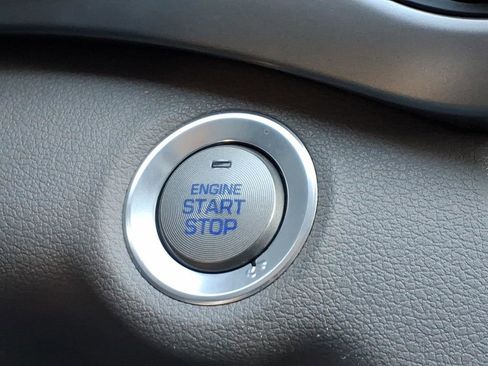 Used 2017 Hyundai Elantra ECO w/ Cargo Package image 17