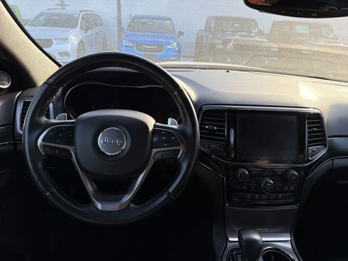 Used 2020 Jeep Grand Cherokee Limited X image 11