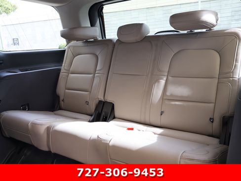 Used 2024 Lincoln Navigator Reserve image 18