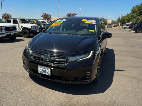 Used 2025 Honda Odyssey EX-L image 2