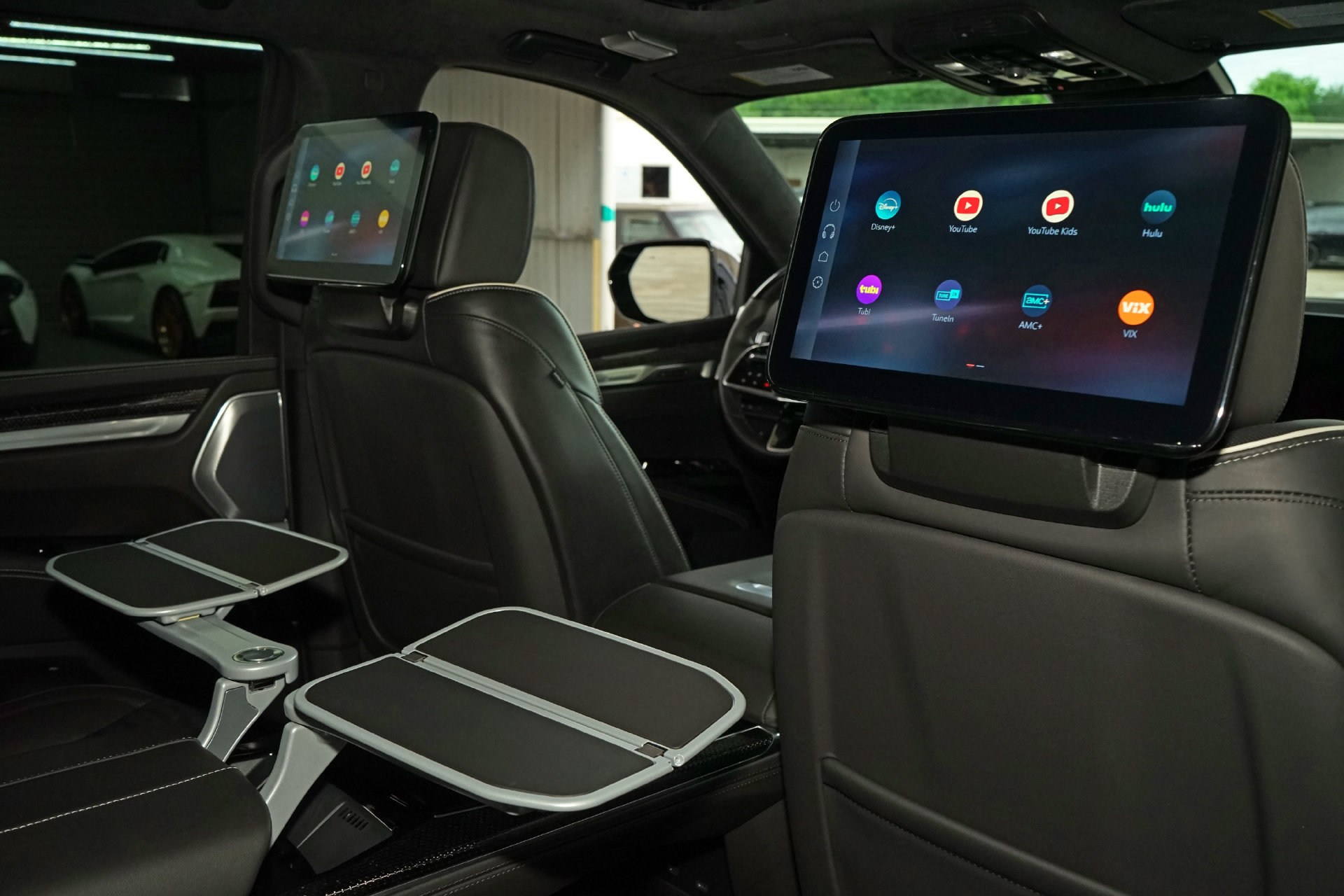 Used 2026 Cadillac Escalade V AWD/4WD image 31