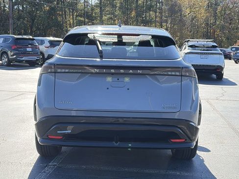 Certified 2023 Nissan Ariya AWD image 4