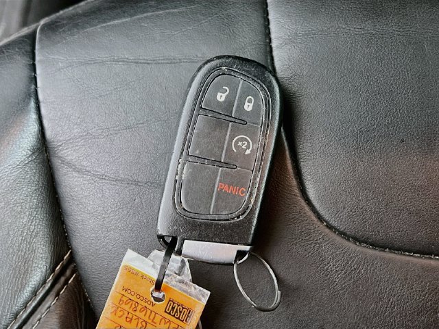 Used 2015 Jeep Cherokee Limited AWD/4WD image 31