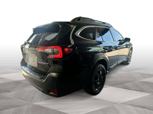 Certified 2025 Subaru Outback Premium AWD/4WD image 8