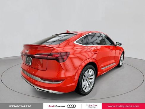 Certified 2022 Audi e-tron S Prestige w/ Prestige Package AWD/4WD image 4