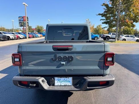 New 2026 Jeep Gladiator Sport image 8