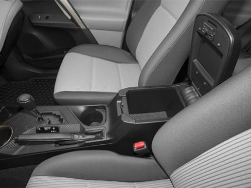 Used 2014 Toyota RAV4 Limited AWD/4WD image 17