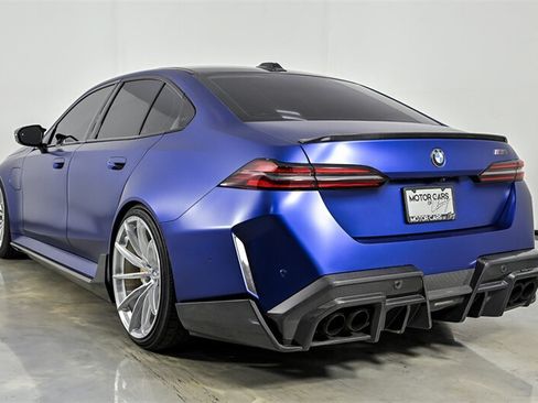 Used 2025 BMW M5 w/ Carbon Package AWD/4WD image 8