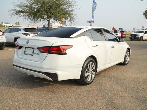 Used 2023 Nissan Altima 2.5 S image 5