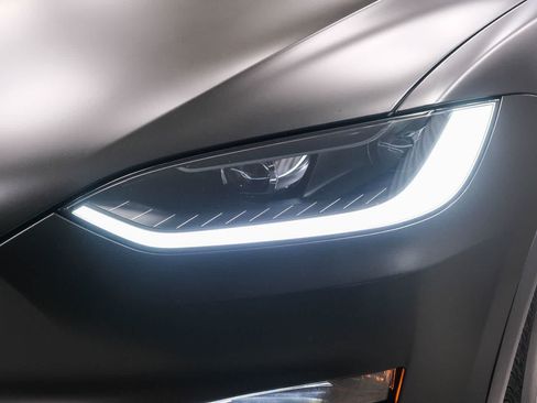 Used 2024 Tesla Model X Plaid AWD/4WD image 12