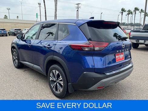 Used 2022 Nissan Rogue SV FWD image 5