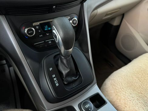 Used 2014 Ford Escape SE w/ SE Chrome Package FWD image 24
