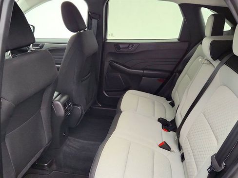 Used 2025 Ford Escape Active w/ Cold Weather Package image 18