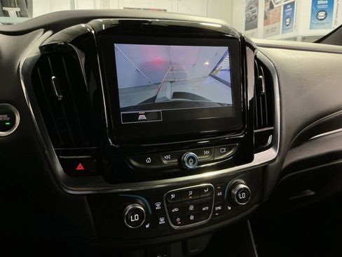 Used 2023 Chevrolet Traverse LT FWD image 20