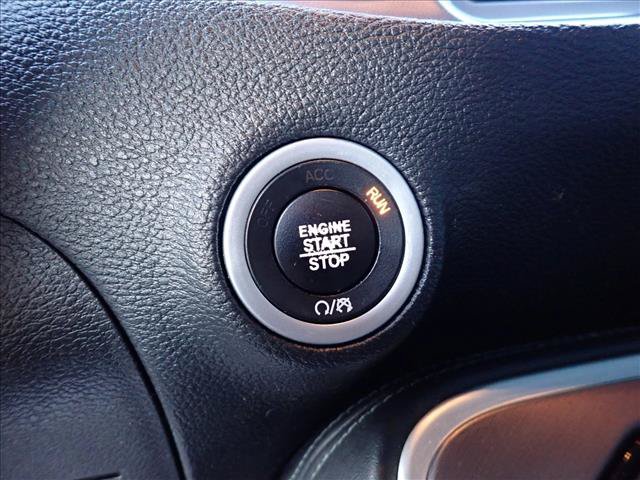 Used 2020 Dodge Challenger SXT RWD image 16