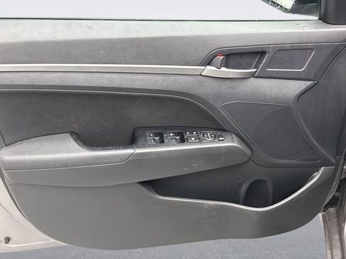 Used 2020 Hyundai Elantra Value Edition w/ Cargo Package (C1) image 9