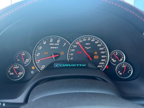 Used 2010 Chevrolet Corvette ZR1 RWD image 10