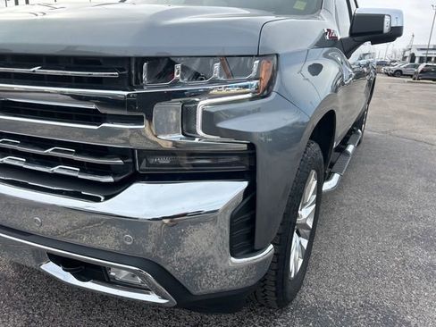 Used 2022 Chevrolet Silverado 1500 LTZ image 9