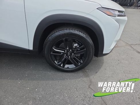 Used 2024 Chevrolet Trax ACTIV w/ Driver Confidence Package FWD image 19
