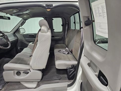 Used 2003 Ford F150 XLT image 13