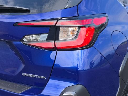 Used 2024 Subaru Crosstrek 2.5i Limited w/ Crosstrek Mirror Package AWD/4WD image 12