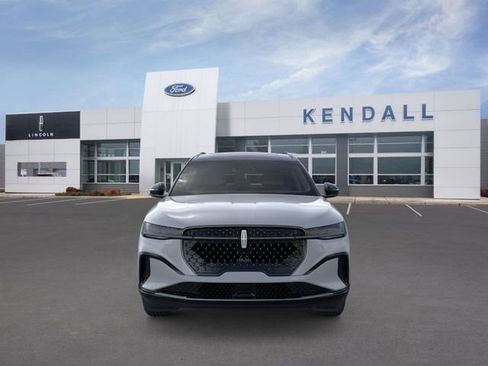 New 2026 Lincoln Nautilus Reserve w/ Jet Appearance Package AWD/4WD image 6