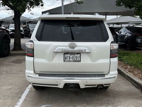 Used 2022 Toyota 4Runner Limited AWD/4WD image 7