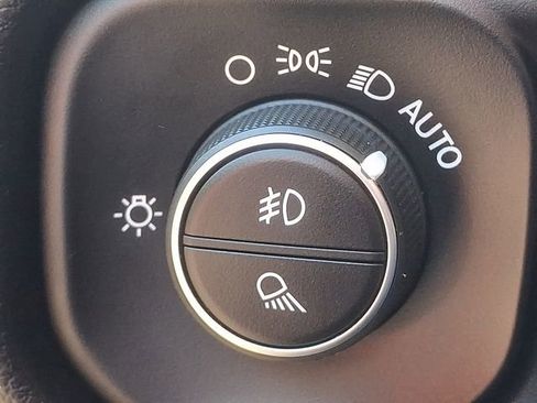 Used 2024 RAM 3500 Big Horn image 23