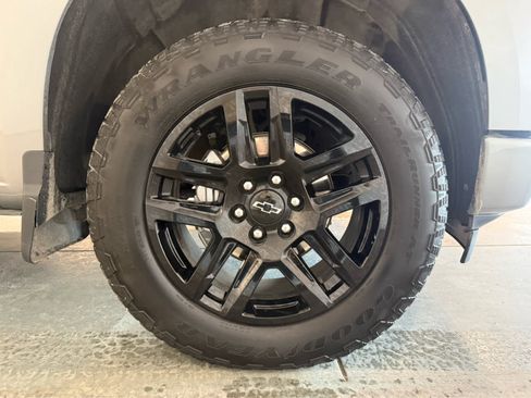 Certified 2025 Chevrolet Silverado 1500 RST w/ Convenience Package II image 11