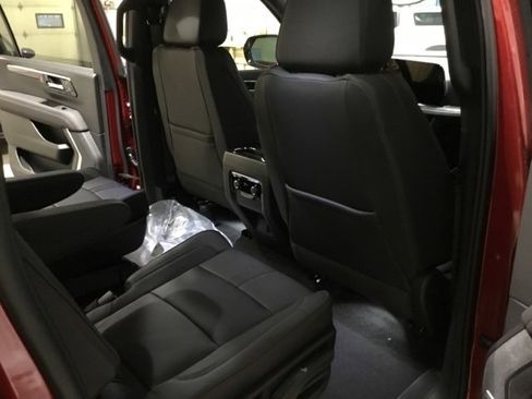 New 2026 Chevrolet Suburban RST image 53