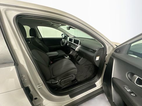 Used 2024 Hyundai Ioniq 5 SEL RWD image 31
