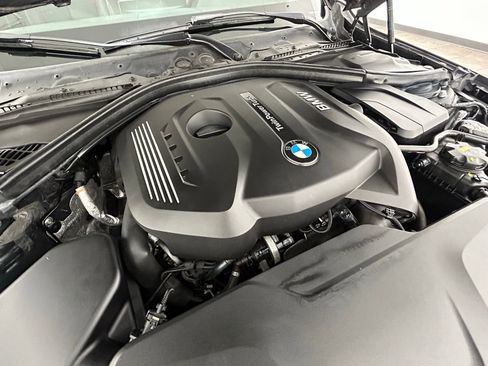 Used 2017 BMW 330i xDrive Sedan AWD/4WD image 43