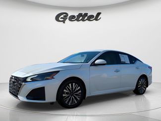 Used 2024 Nissan Altima 2.5 SV w/ SV Premium Package video 1