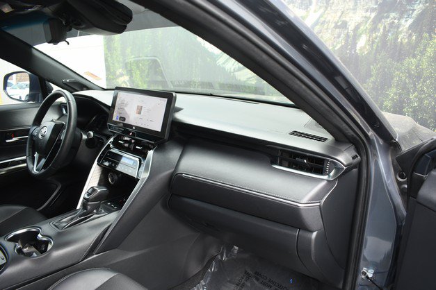 Certified 2024 Toyota Venza Limited AWD/4WD image 25