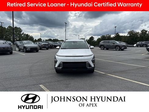 Certified 2025 Hyundai Kona SE AWD/4WD image 11