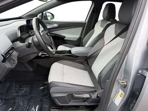 Used 2023 Volkswagen ID.4 Pro RWD image 9