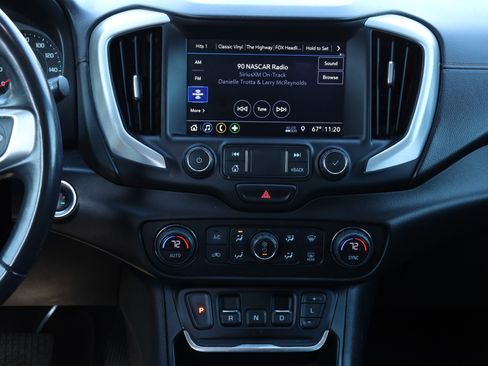 Used 2020 GMC Terrain SLT image 7