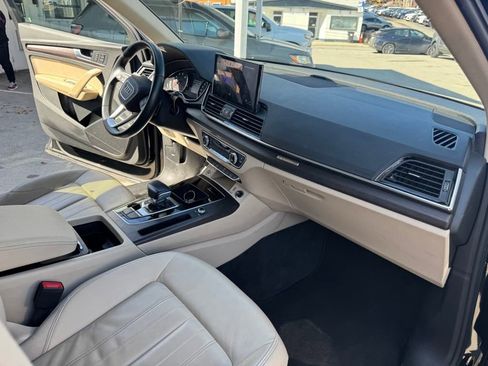 Used 2022 Audi Q5 2.0T Premium image 14
