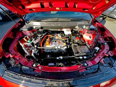 Used 2025 Chevrolet Equinox EV RS image 23