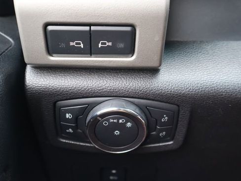 Used 2017 Ford F250 Lariat w/ Chrome Package image 29