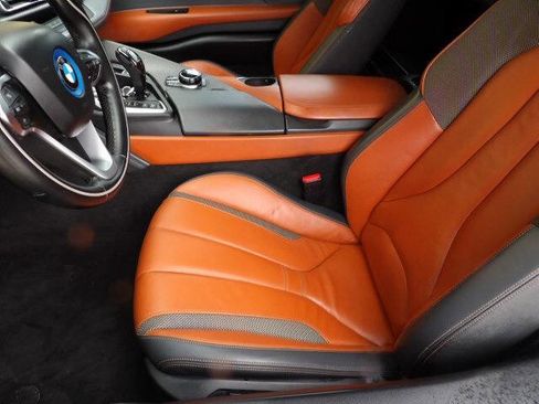 Used 2019 BMW i8 Roadster image 35