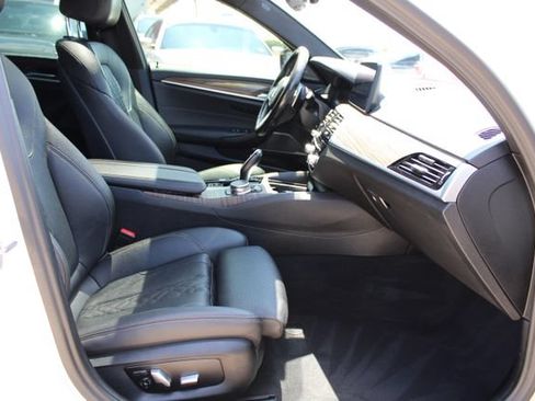 Used 2021 BMW 530i w/ M Sport Package RWD image 44