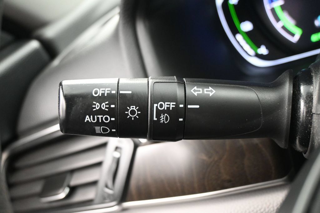 Used 2018 Honda Accord EX image 15