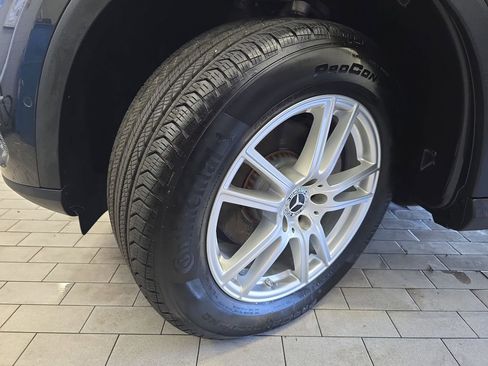 Used 2023 Mercedes-Benz GLC 300 4MATIC image 33