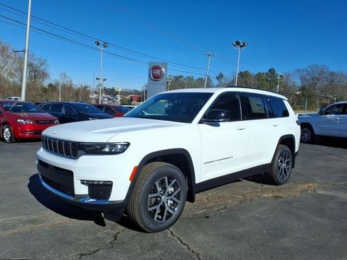 New 2025 Jeep Grand Cherokee L Limited image 5