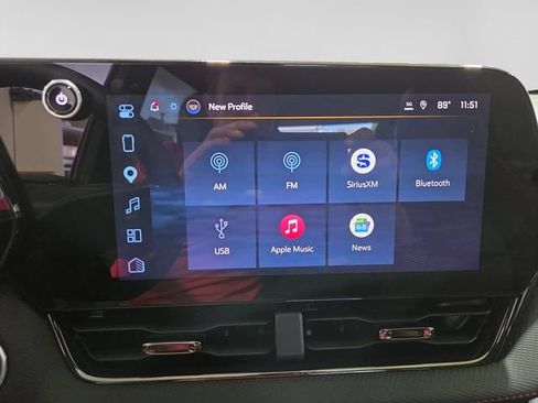 Used 2027 Chevrolet Equinox RS w/ LPO, Floor Liner Package FWD image 24