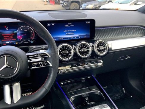 Certified 2024 Mercedes-Benz GLB 250 4MATIC image 5